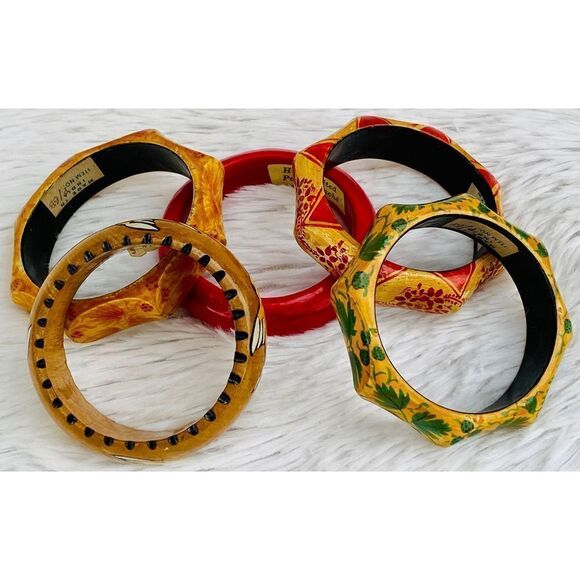 Vintage 5 PC Set Wooden Hand Painted Boho Bangles From India - Picture 12 of 13